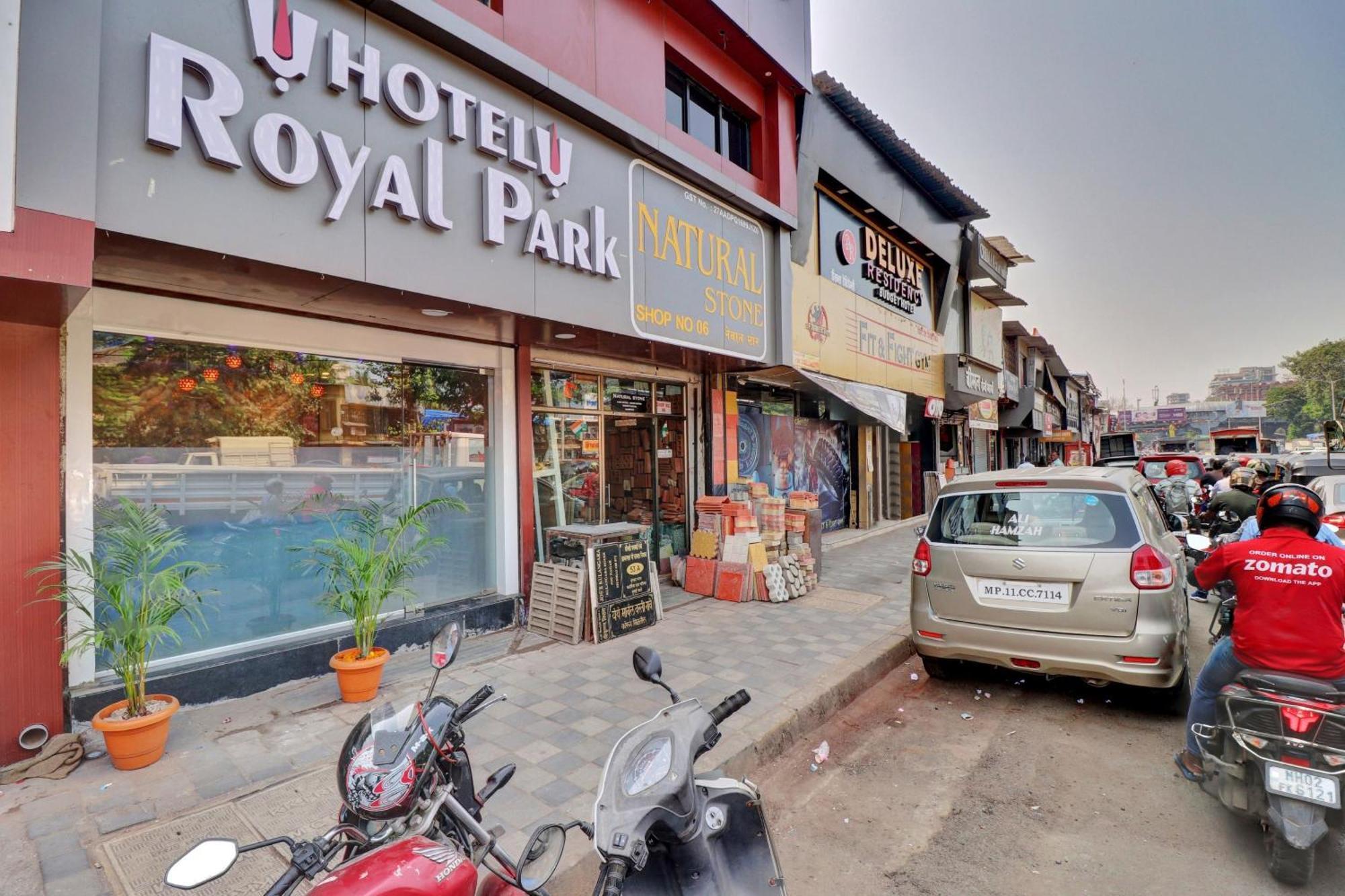 OYO Flagship 83812 Hotel Royal Park Mumbai Exterior foto